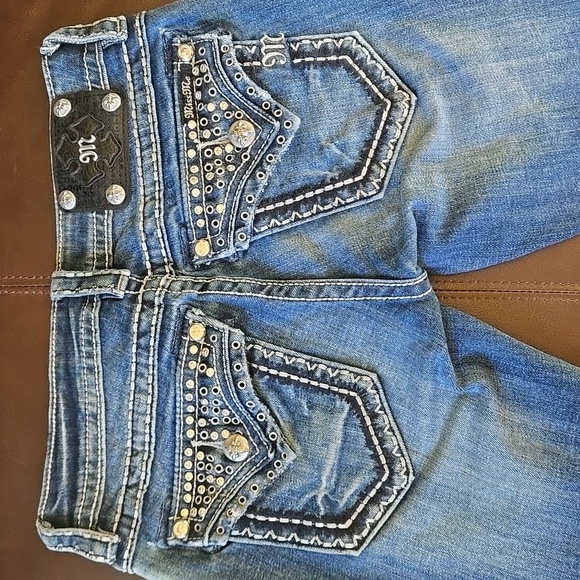 Miss Me Distressed Bootcut Jeans - Picture 3 of 4